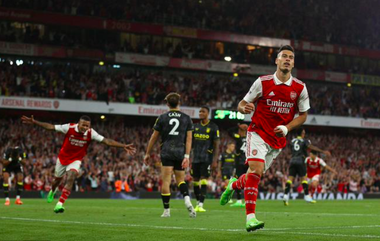 开云app-集结日德国杯焦点战，布鲁克林篮网豪取连胜，压力陡增，赛程密集仍需轮换的简单介绍